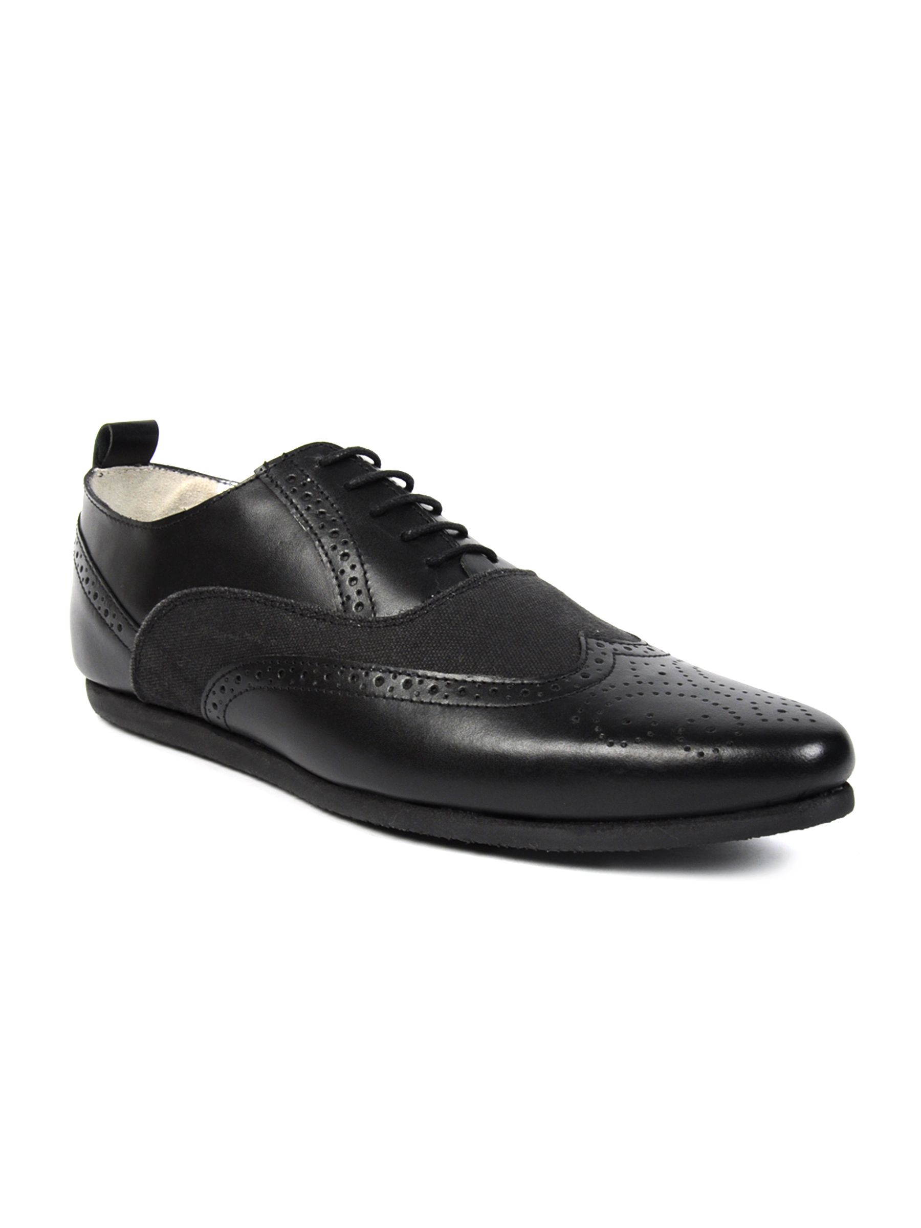 Carlton London Men Black Oxford Wingtip Brogues